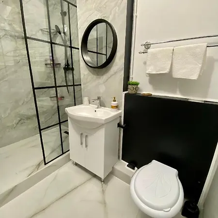 Militari Gorjului בוקרשט